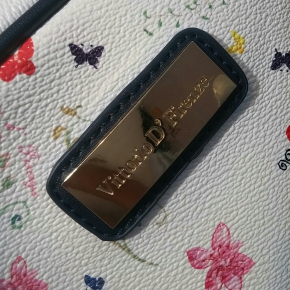 Italian brand small handbag - Picture 2 of 7